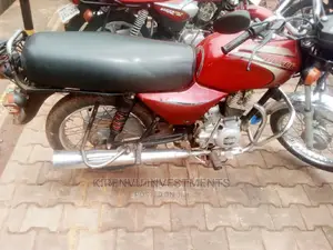 Bajaj Boxer 125 2013 Red