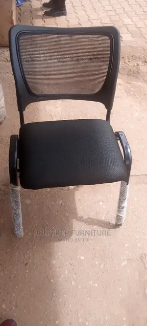 Mesh Vister Chair