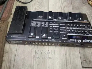 Boss Gt-8 Multi Effects Pedal