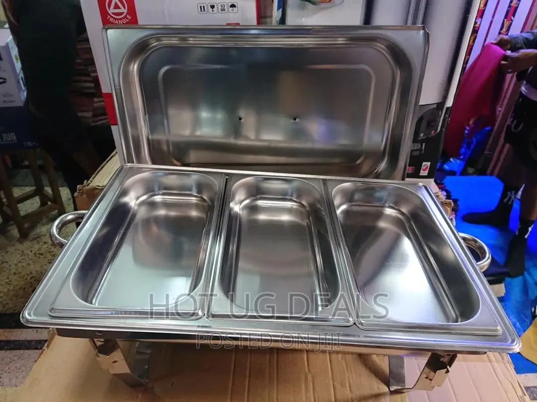 TRIPPLE Serving/Chafing Dishes - Silver