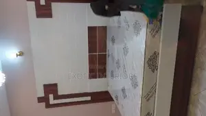 Bed of 6x6 With a Matress Call