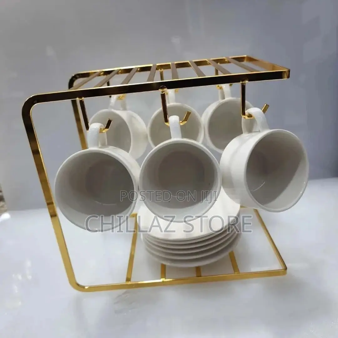 Cup Holder With Cups
