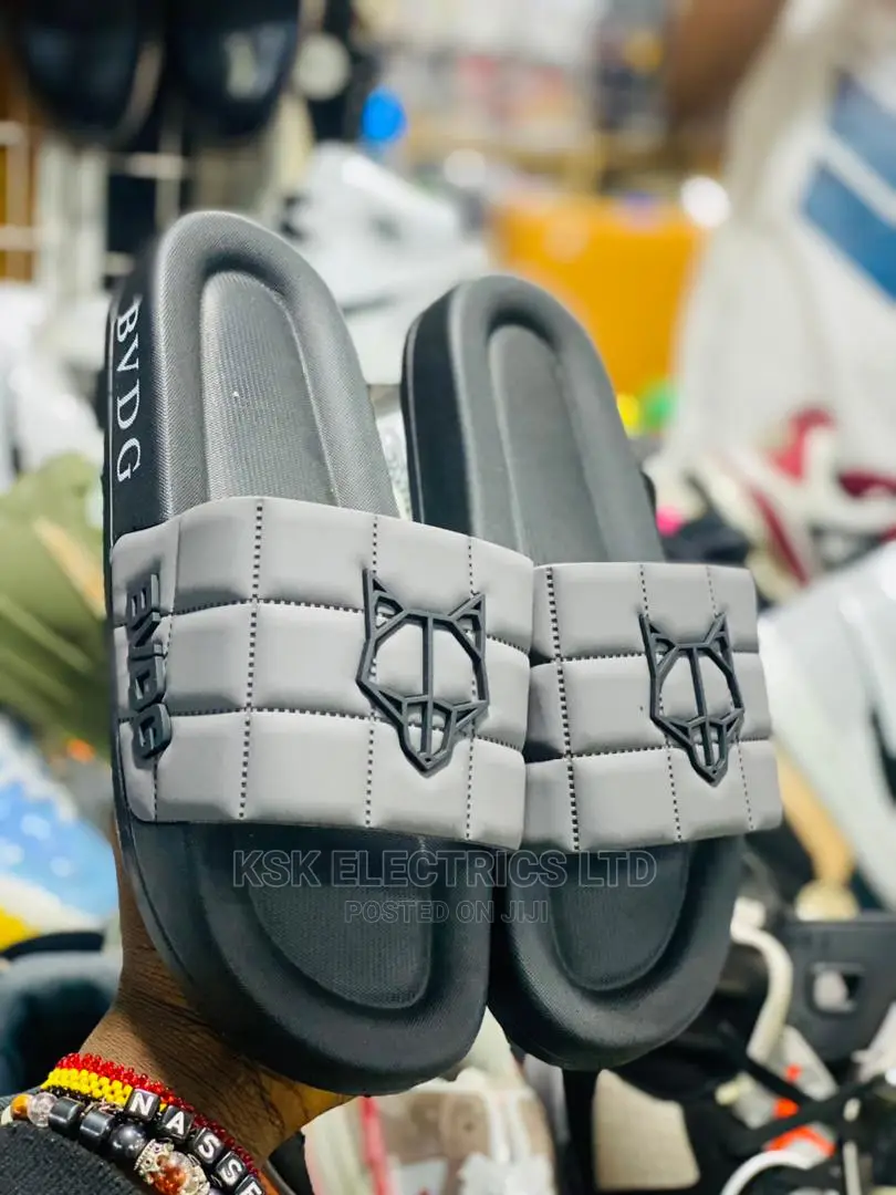 Bvdg Sandles