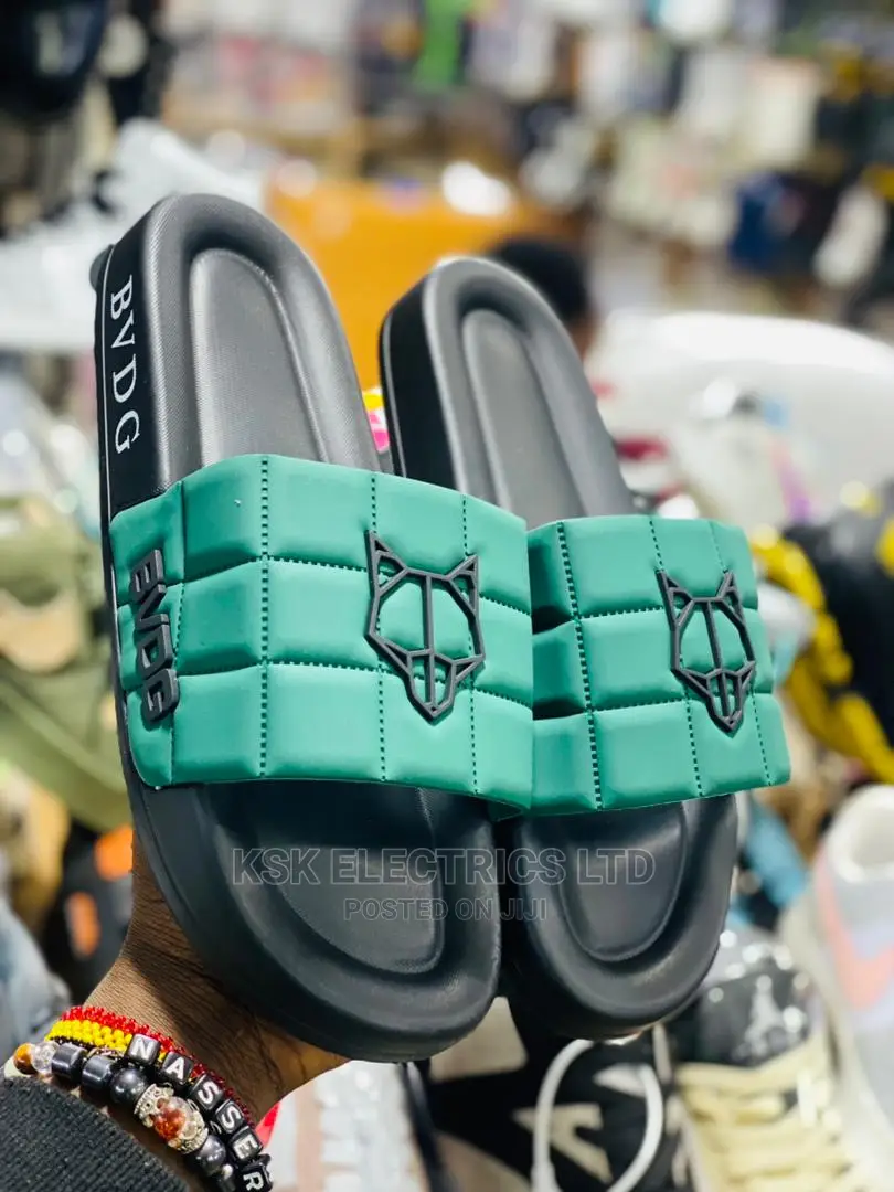 Bvdg Sandles