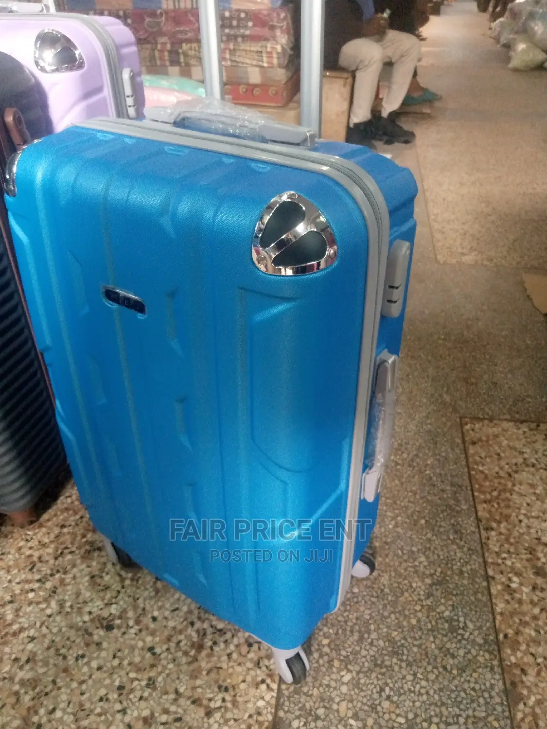 Plastic Suitcases Medium ( Blue)