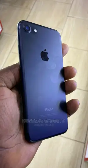 Apple iPhone 7 128 GB Gray