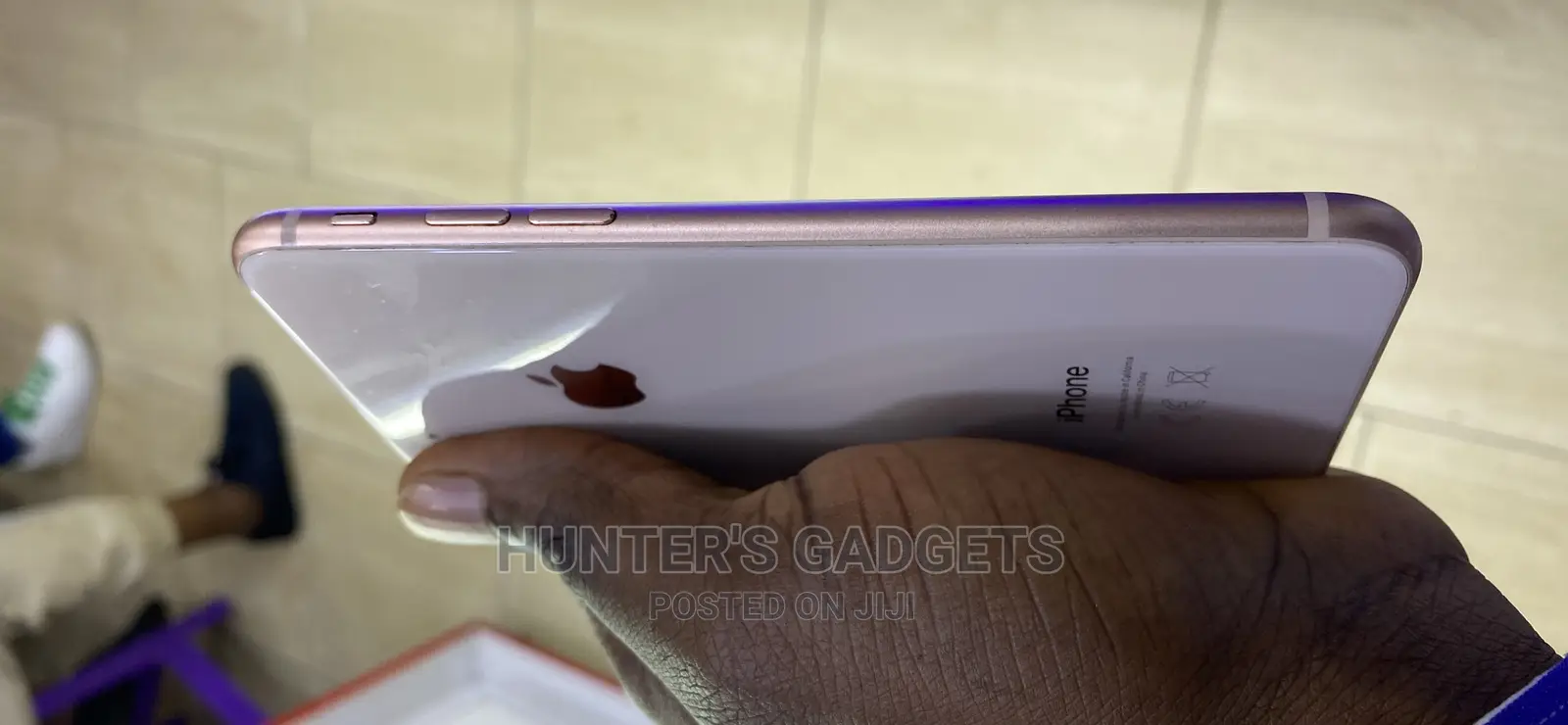 Apple iPhone 8 64 GB White