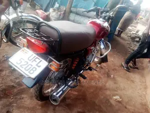 Bajaj Boxer 100 2018 Red