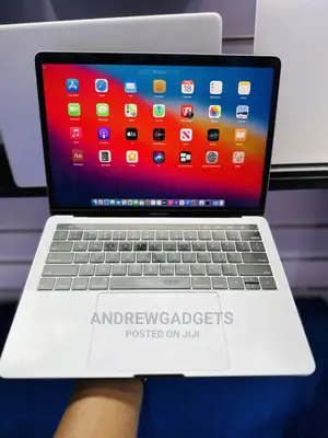 Laptop Apple MacBook Pro 2019 16GB Intel Core i7 SSD 1T