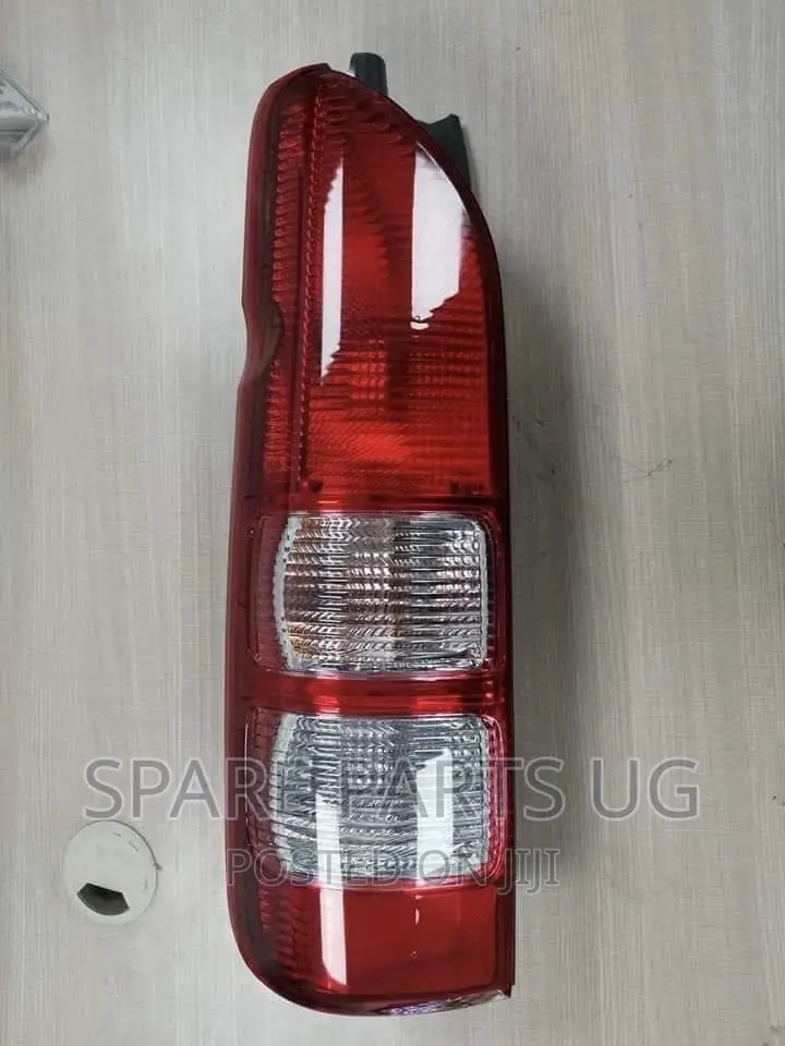 Hiace Drone / Cube Taillight