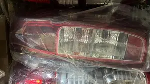 Nissan Navara 2008 - 2013 Taillight
