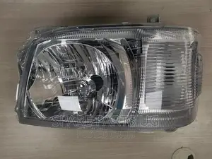 Hiace Drone / Cube 2003 - 2009 Headlight
