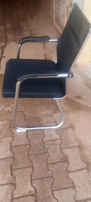 Mesh Vister Chair