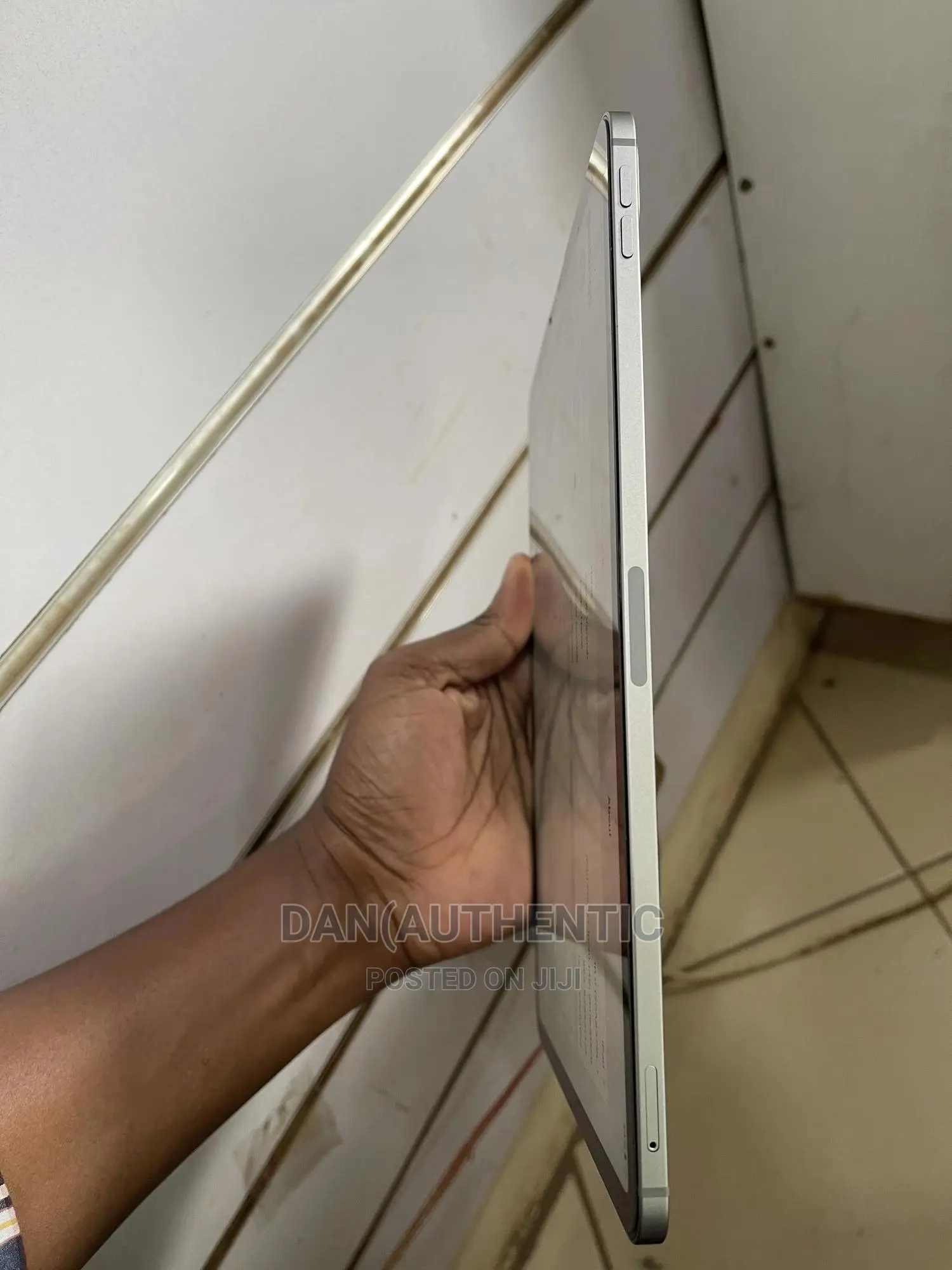 Apple iPad Pro 11 (2022) 1 TB Gray