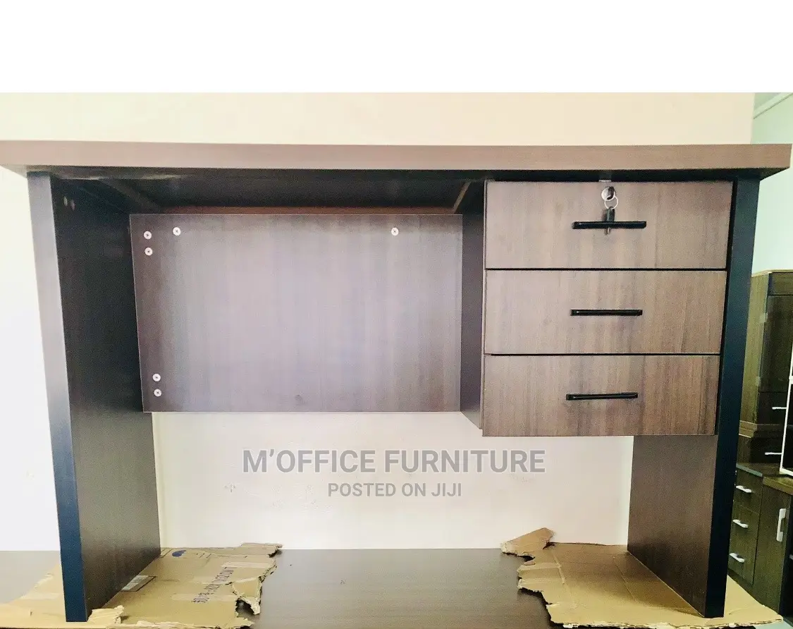 Office Desks/ Tables