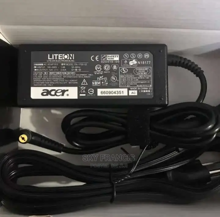 Acer Adapter Big Pin