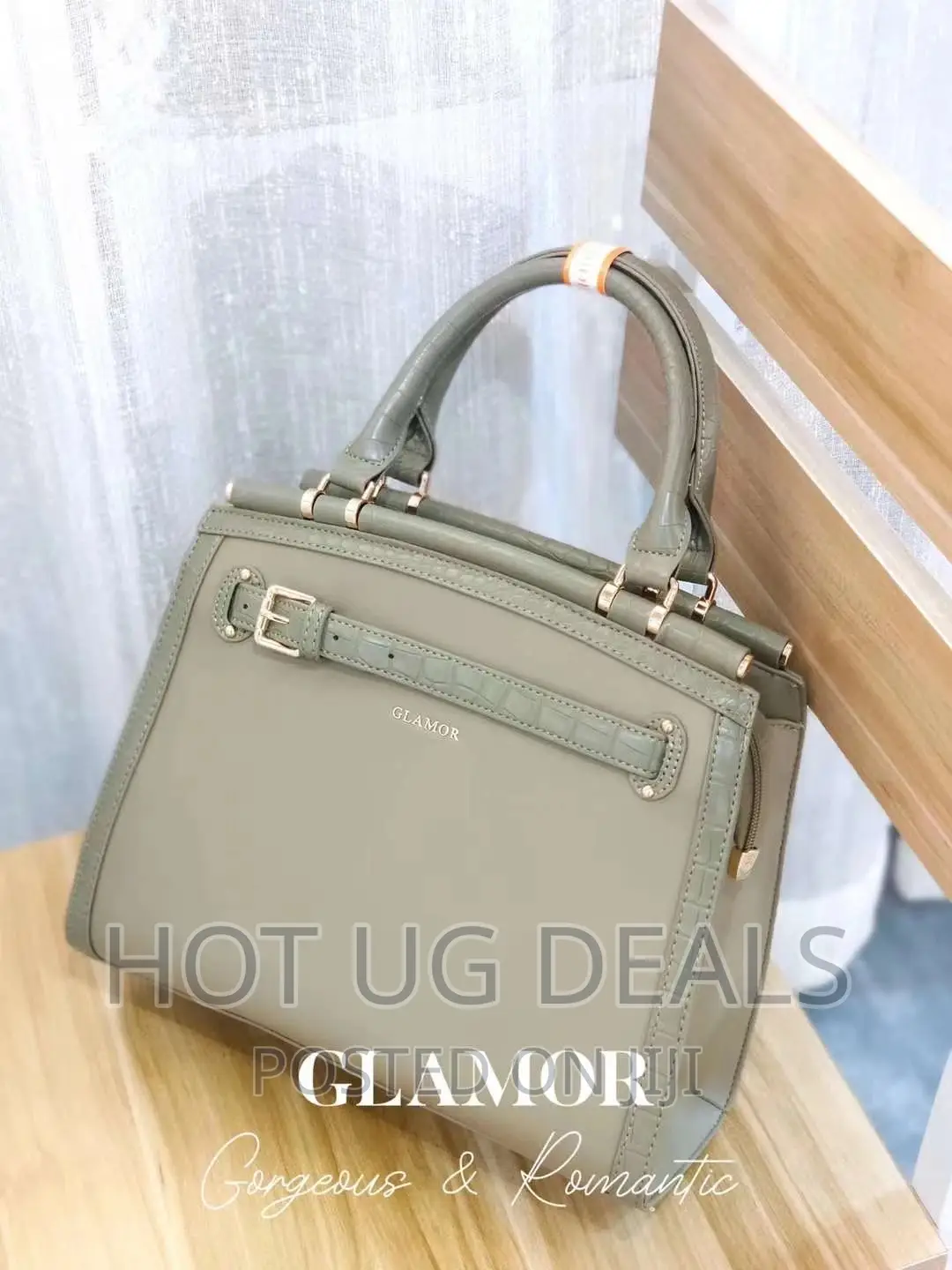 Ladies Classic Handbag