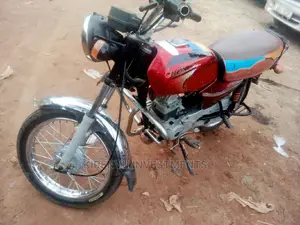 Bajaj Boxer BM100ES 2016 Red