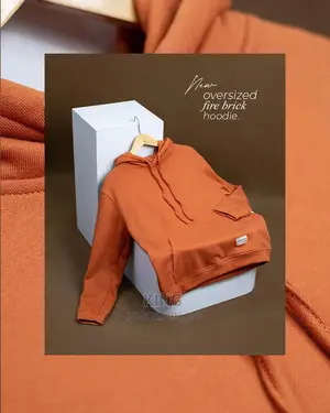 Jumper in Hoodie