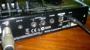 Boss Me-25 Guitar Multi Effects Processor Fx Pedal Looper