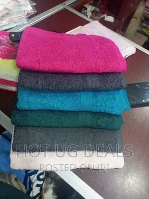 Saloon/Hand Towel - Multicolour