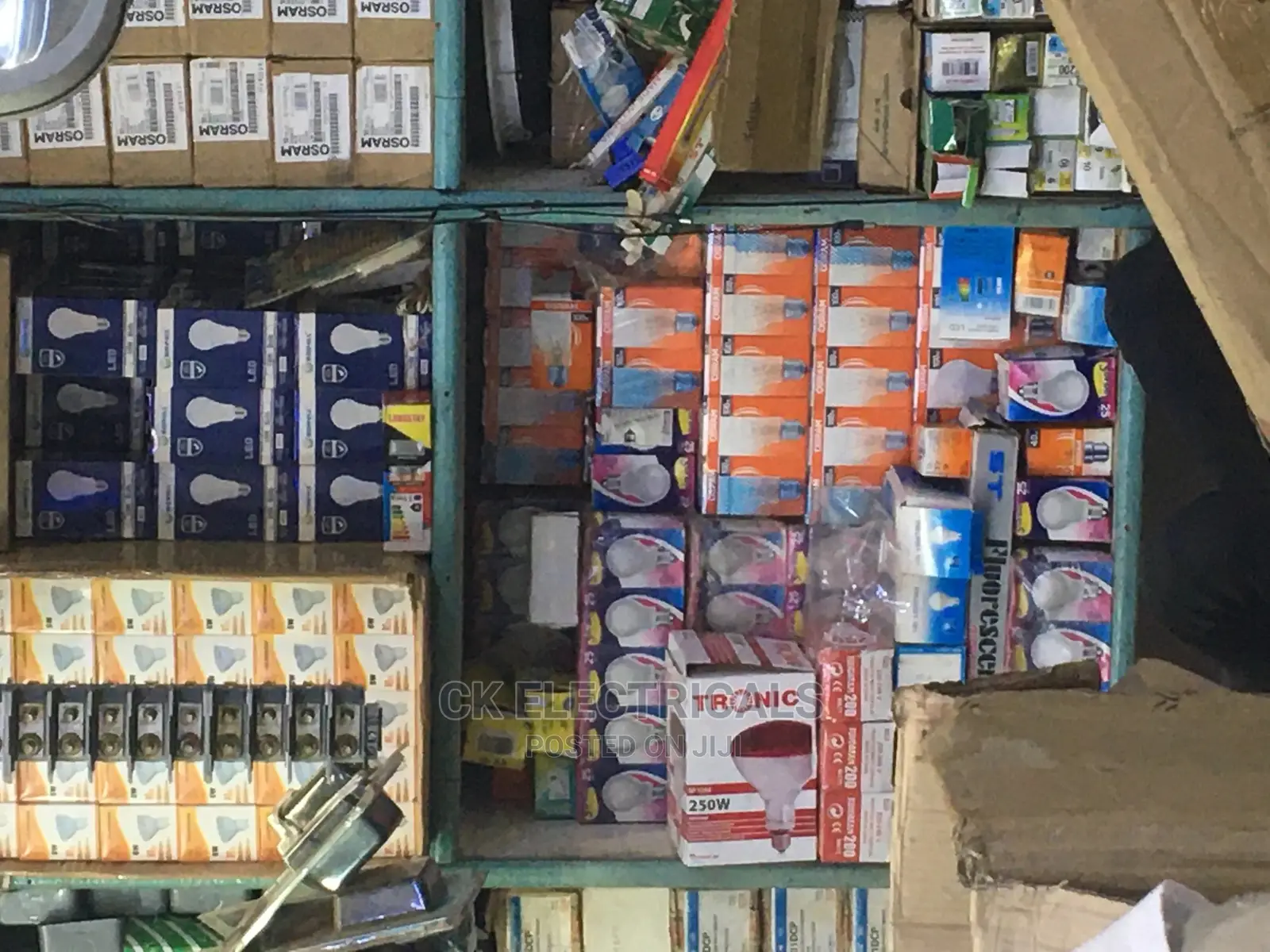 LED/Ordinary/Spot/Heat/Chicken Bulbs/Emergency Bulbs Availab