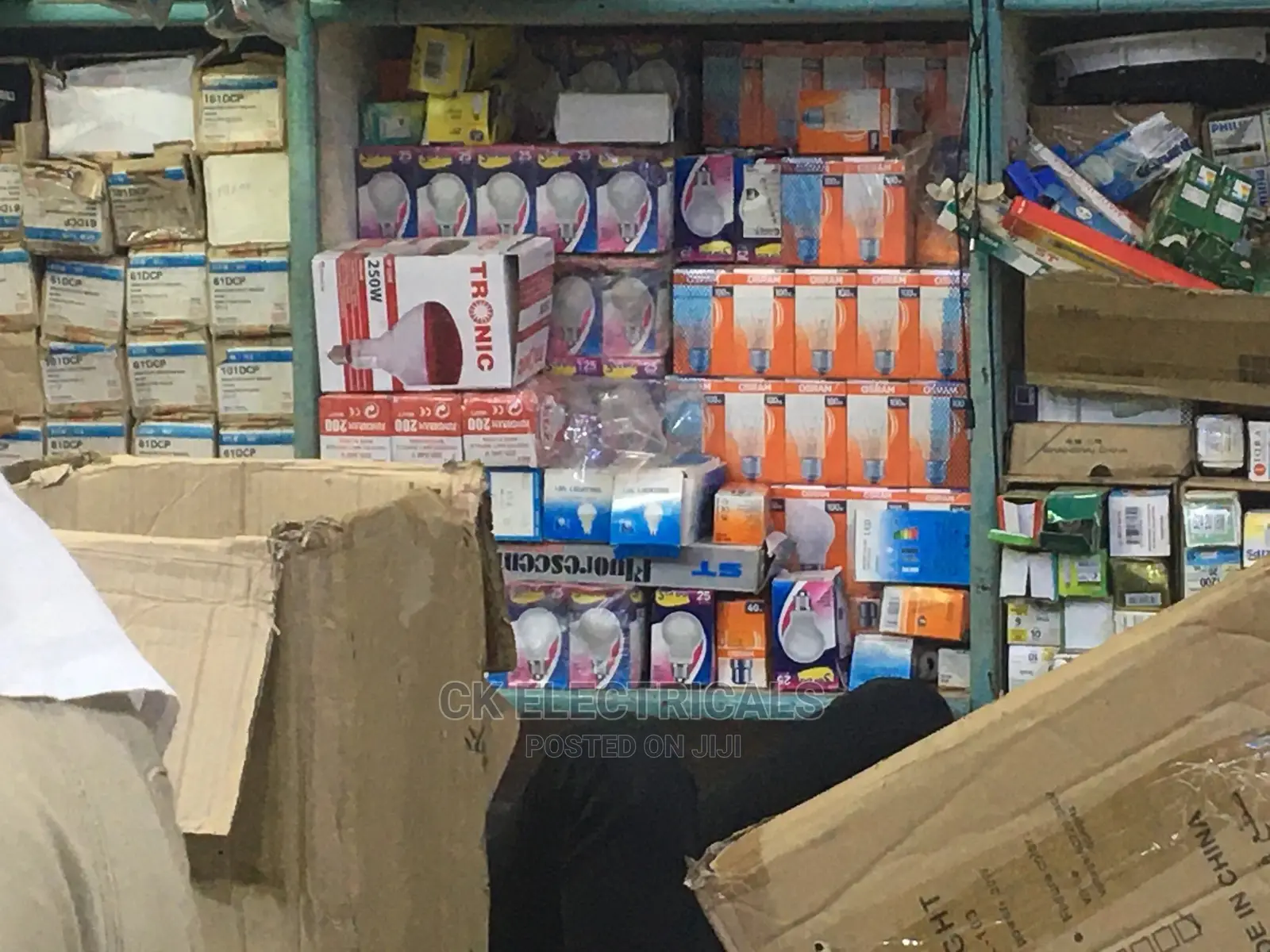 LED/Ordinary/Spot/Heat/Chicken Bulbs/Emergency Bulbs Availab