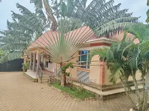 Furnished 3bdrm House in Kira for Sale