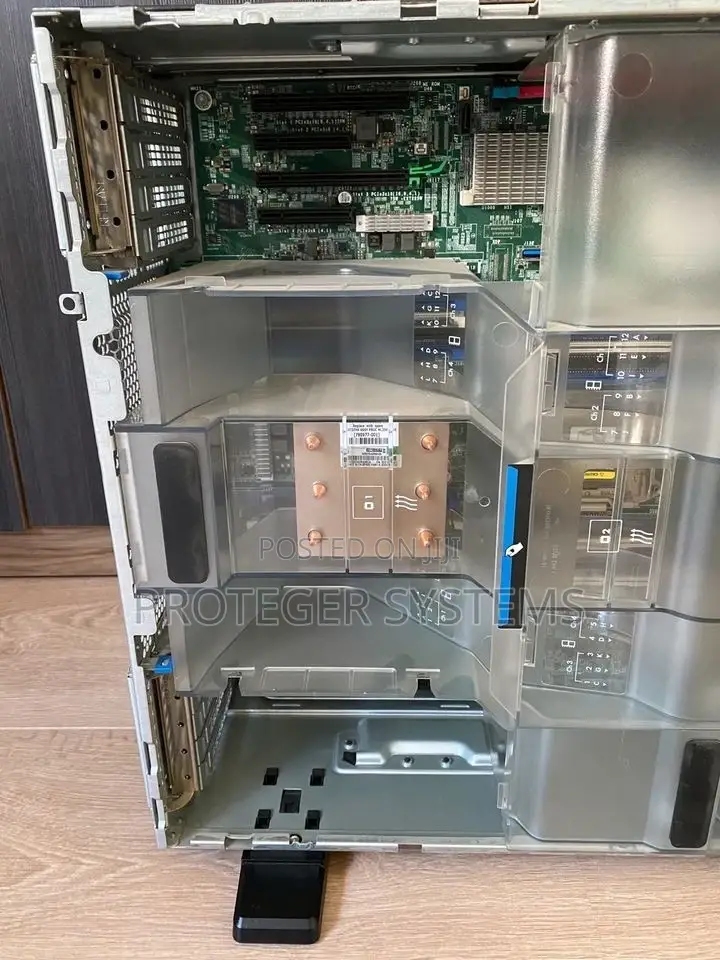 Server HP ProLiant ML 64GB Intel Xeon HDD 4T