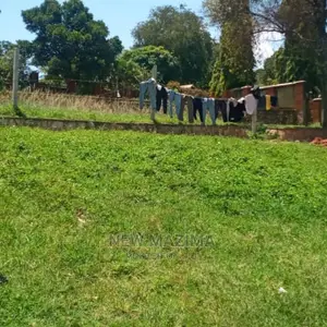 High Class Plot With Lake View on Quicksale After Munyonyo