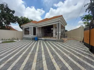 Furnished 4bdrm Bungalow in Kisaasi, Central Division for Sale
