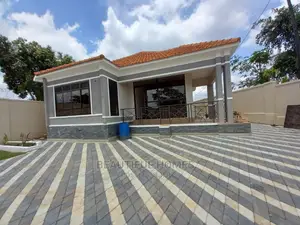 Furnished 4bdrm Maisonette in Kisaasi, Central Division for sale