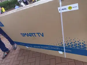 65 Chiq Smart Tv