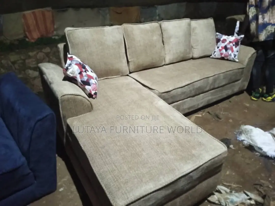 L Shape for Sale in Good Materials and Price