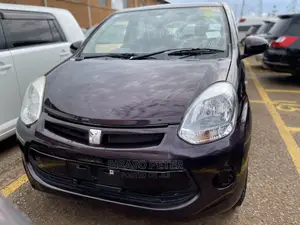 Toyota Passo 1.0 AWD 2014 Purple