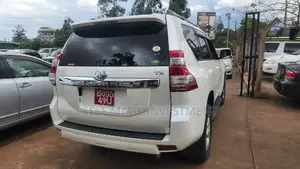 Toyota Land Cruiser Prado 2015 White