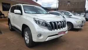 Toyota Land Cruiser Prado 2015 White