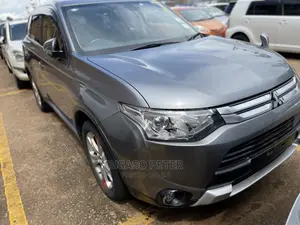 Mitsubishi Outlander 2014 Gray