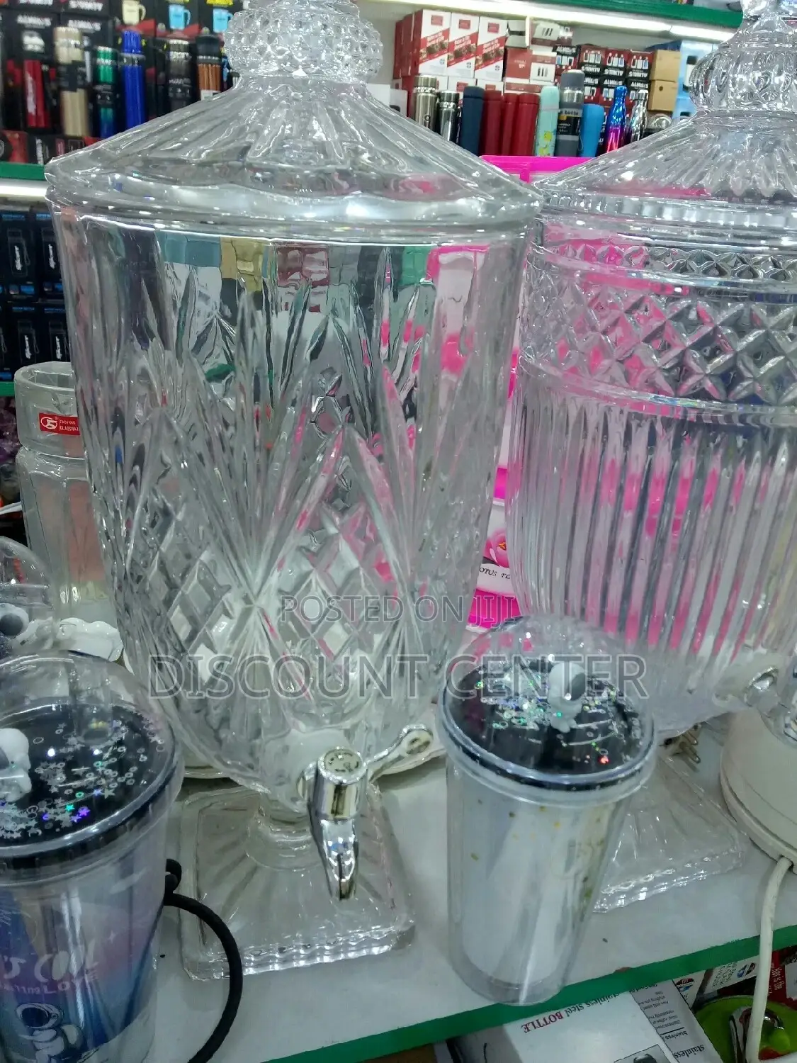 Glassy Water Dispenser
