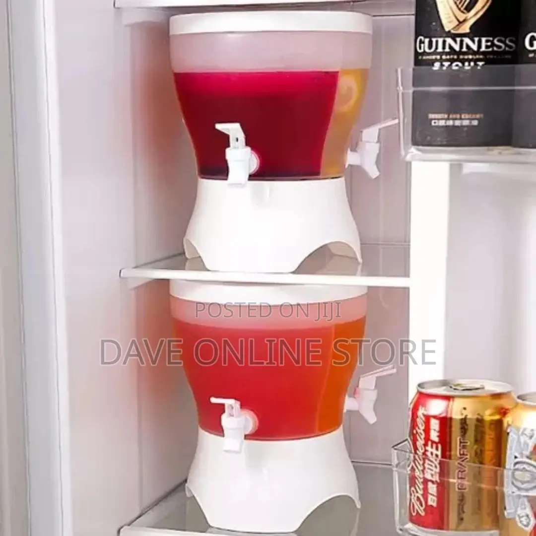 Rotating Beverage Dispenser With 3 Compartments