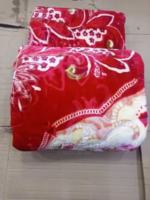 High Quality Blanket 6*6 in 12 Kg( Red)