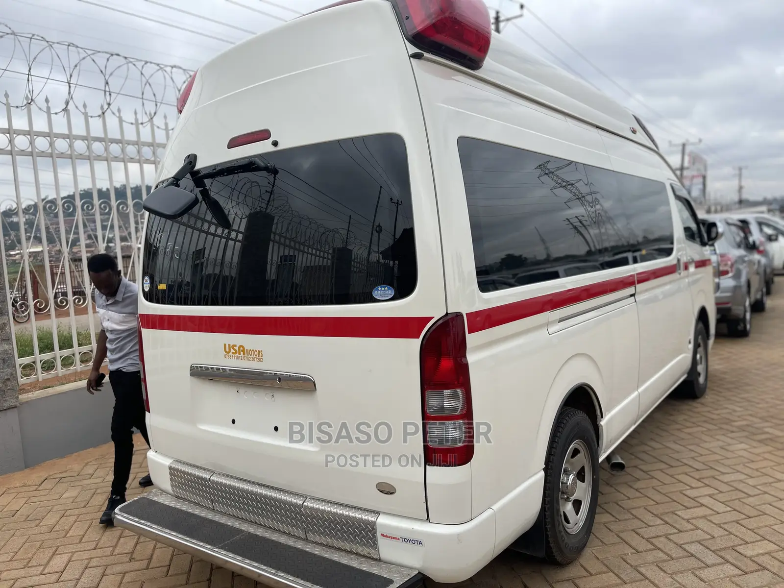 Toyota HiAce 2008 White