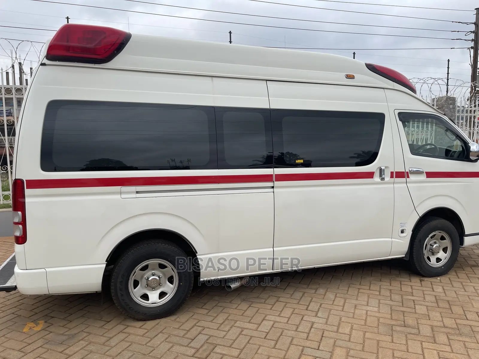 Toyota HiAce 2008 White