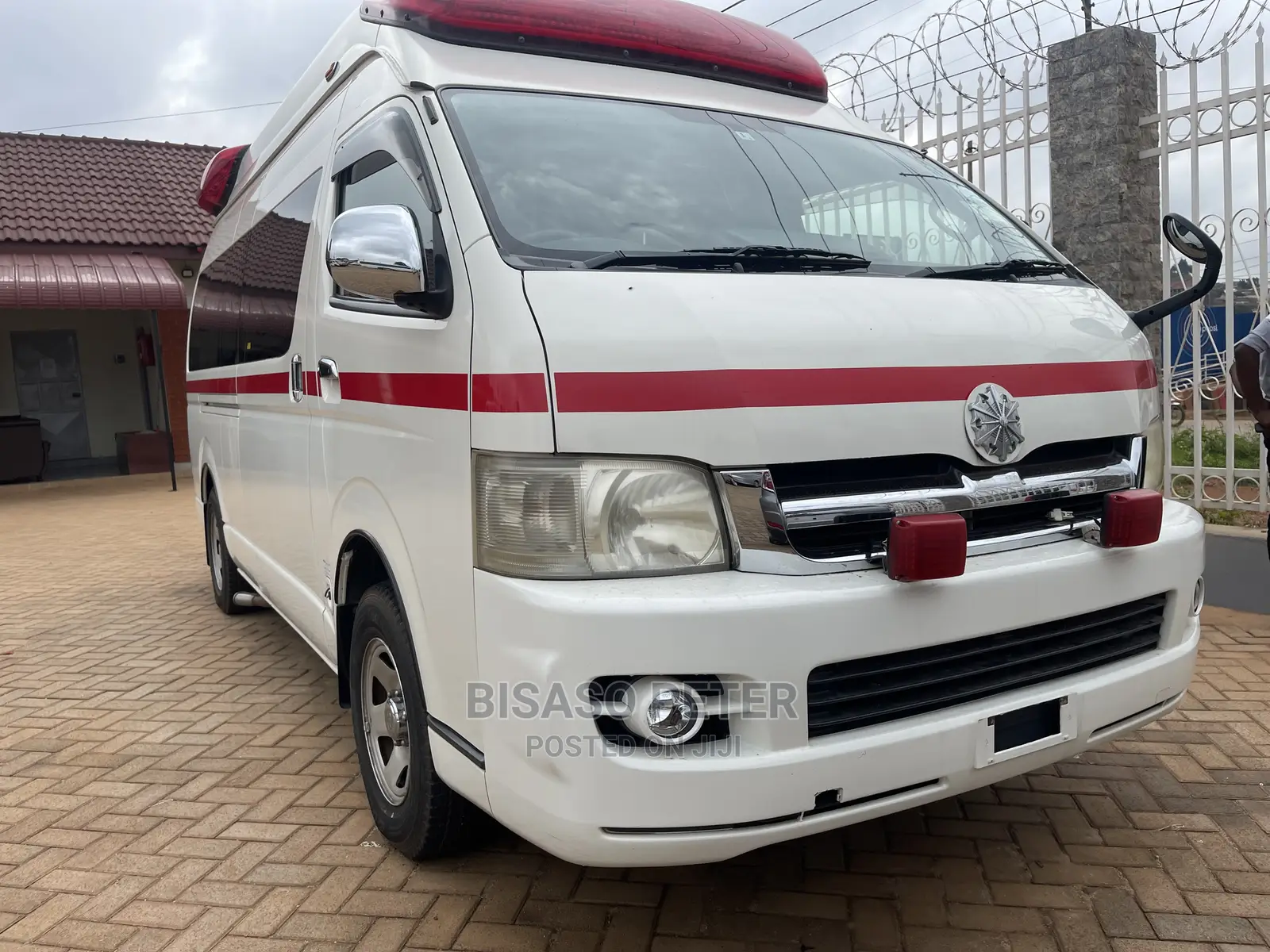Toyota HiAce 2008 White