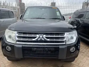 Mitsubishi Pajero 3.0 2009 Black