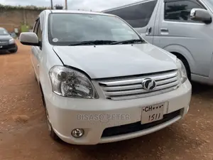 Toyota Raum 1.5 AWD 2009 White