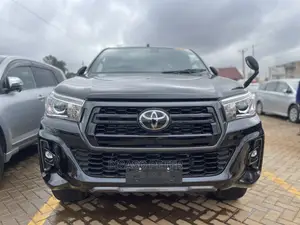 Toyota Hilux 2019 Black