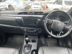 Toyota Hilux 2019 Black