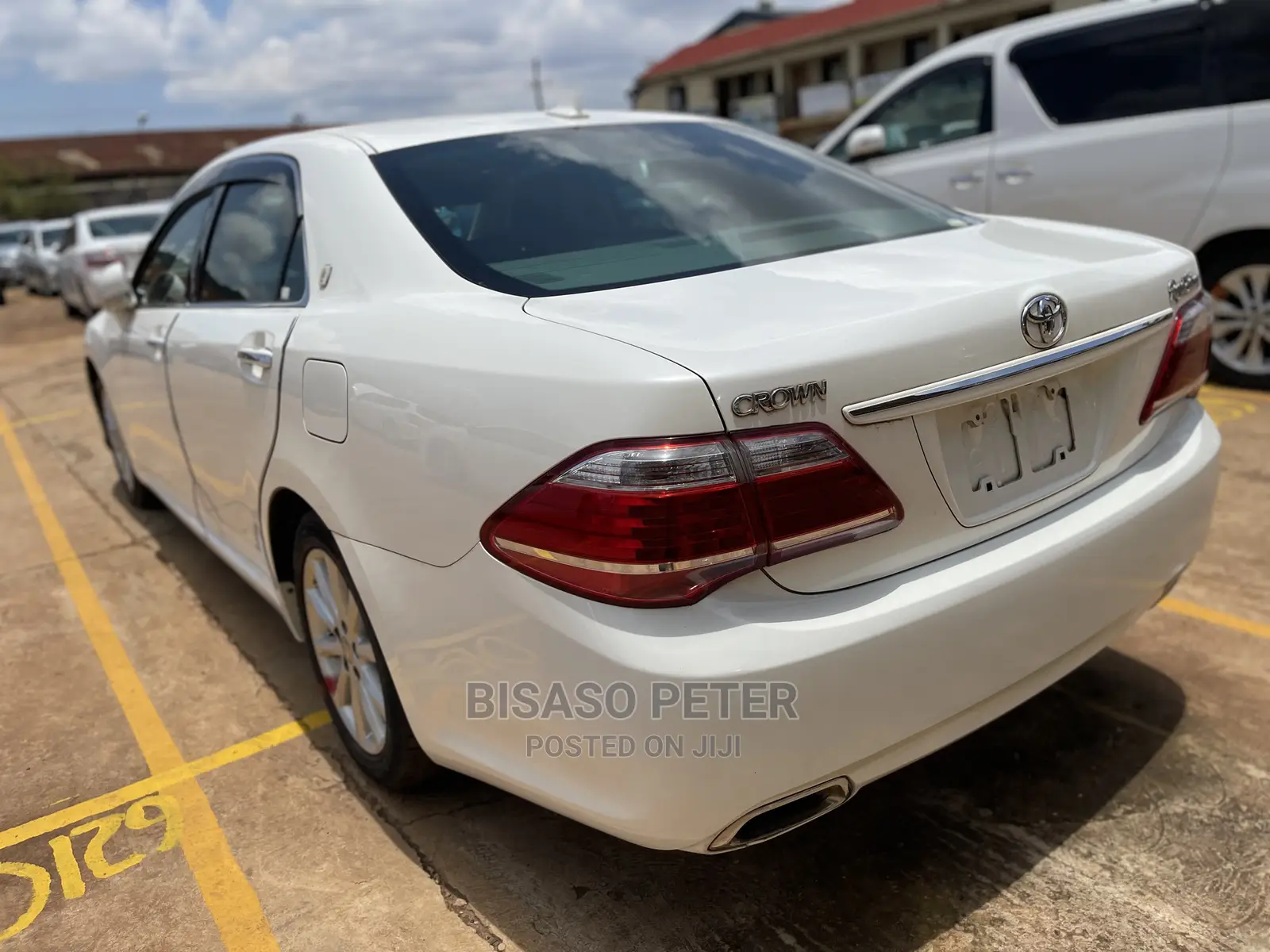 Toyota Crown 2009 White