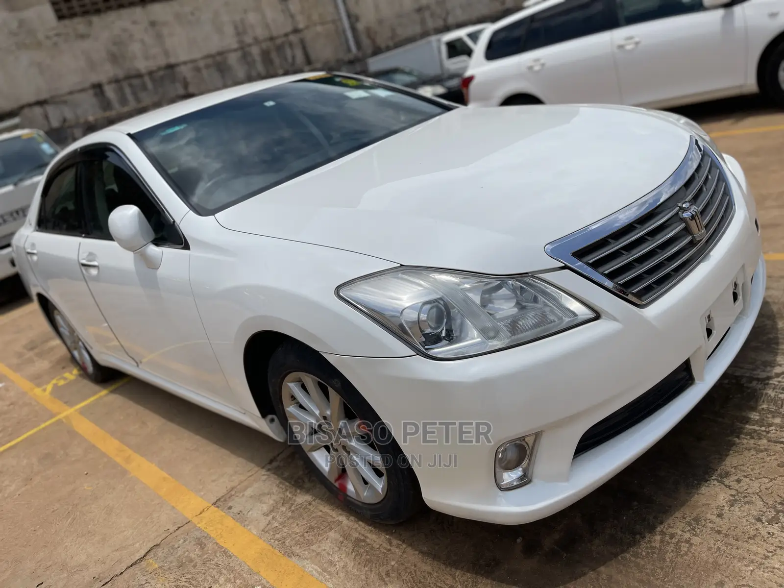 Toyota Crown 2009 White
